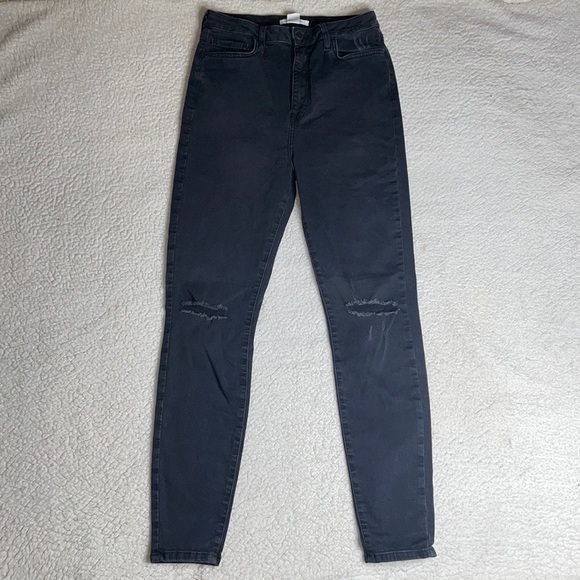 Forever 21 black / Gray Wash Denim Jeans Busted knees Size 30 High Rise Waist - Picture 1 of 9